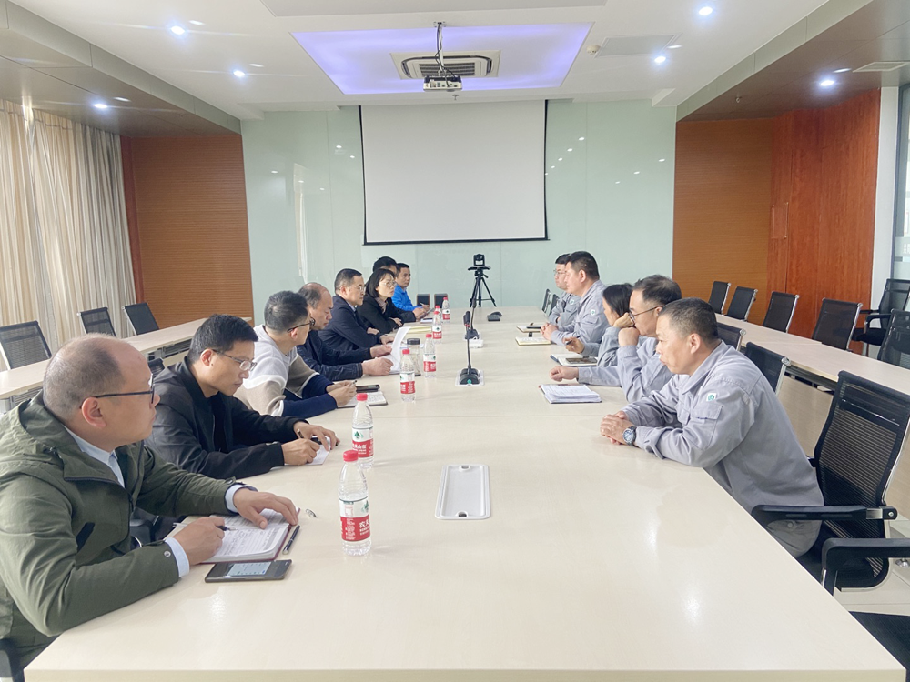 仪征市市场监督治理局李忠雪局长.png 仪征市市场监督治理局李忠雪局长.png